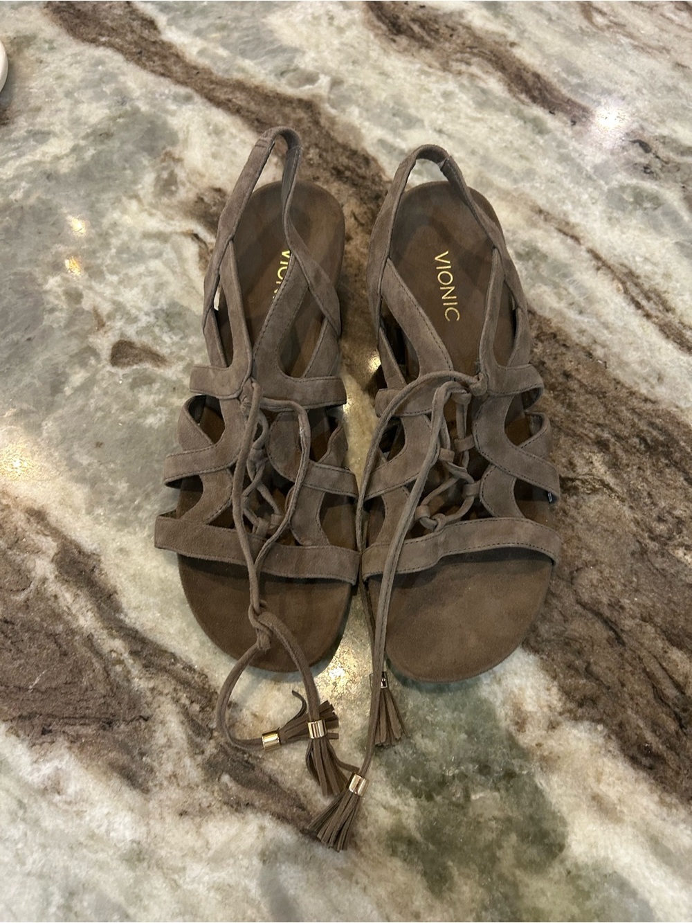Vionic Taupe Suede Lace-Up Kalie Sandals size 11 GUC